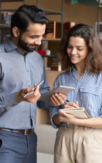 Forward Business advising a business owner